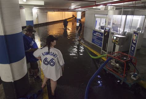 Flooding From Storm Turns Toronto Streets Into Rivers 680 News