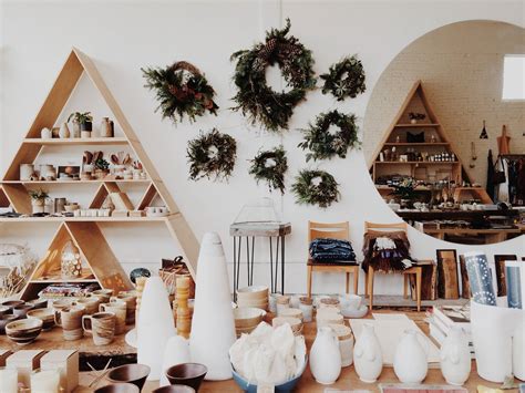 Kingitused, kaardid ja pidu tarvikud. Only Browsing, Curated + Handcrafted in Venice Beach and ...