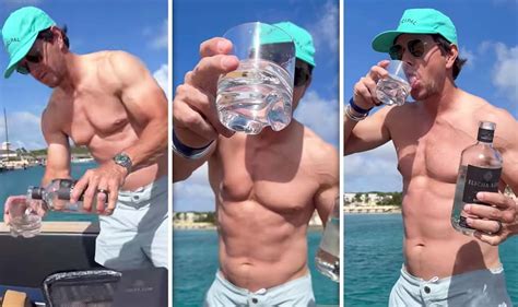Mark Wahlberg 51 Showcases Very Muscular Body In New Year Message From Yacht Celebrity News