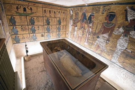 Tutankhamuns Curse Brings Death And Destruction And Its Here In