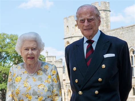 Prince philip, duke of edinburgh (born prince philip of greece and denmark, 10 june 1921) is a member of the british royal family as the husband of queen elizabeth ii. Prince Philip releases photograph with the Queen to ...