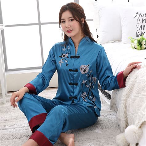 Universe Of Goods Buy 2pcs Chinese Style Women Embroidery Flower Pajamas Set Hot Sale Satin