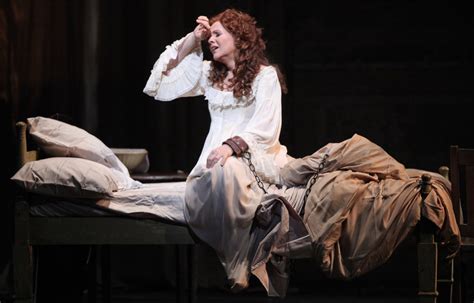 Renée Fleming Returns In ‘rodelinda Opera Review The New York Times