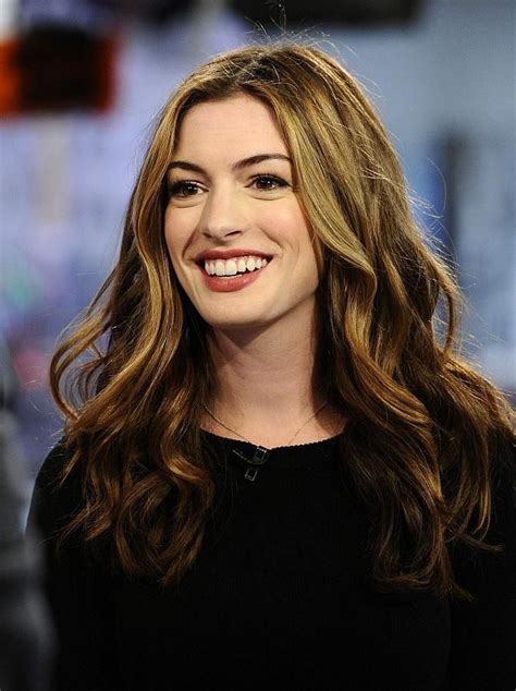 Anne Hathaway Anne Hathaway Hair Hair Styles Anne Hathaway Blonde