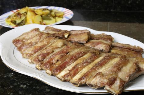 Cocina Andaluza Costillas Ibéricas A La Plancha Con Patatas Panaderas