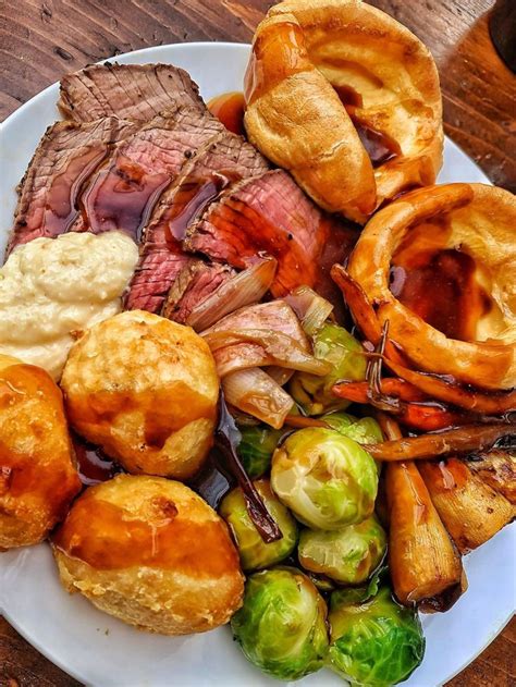 Sunday Roast British Roast Dinner Sunday Roast Dinner Roast Dinner