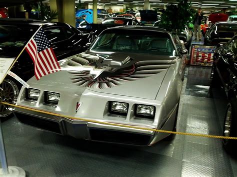The Automobile and Collectibles Specialty Museum : Tallahassee