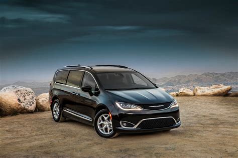 Unlikely Object Of Desire The 2017 Chrysler Pacifica Touring L Plus