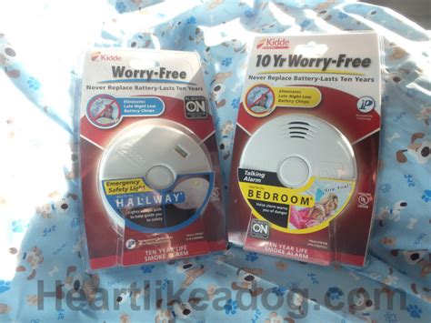 Today's smoke detectors are wired on one circuit, meaning your alarms will still function even if the batteries so, gather some 9 volt batteries and get out your step ladder. Why I Buy Kidde Smoke Detectors
