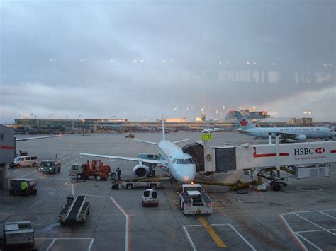The multimedia travel guide by lufthansa provides you with all the how to get there. toronto airport - between tel aviv and ottawa | Jocelyn ...