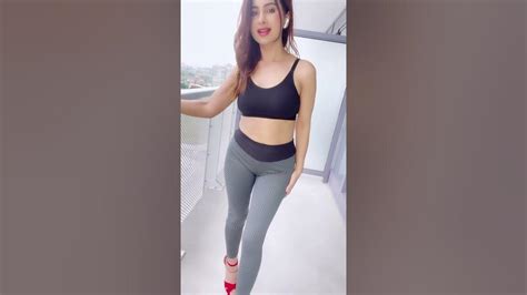 Meetii Kalher Hot Reels Video Meeti Kalher Instagram Reels Video Meetii Hot Sexy Shorts1