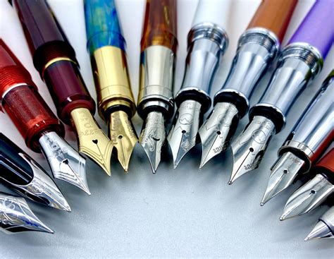 10 Famous Celebrities Who Use Fountain Pens
