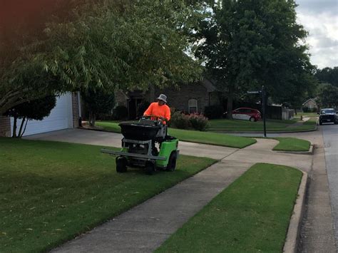 A lot of companies near me ask their clients to agree to a regular weekly, biweekly, or monthly schedule. Our Services - Combs Complete Lawn Care