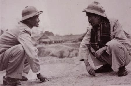 Bộ gtvt đã thông báo tới các lãnh đạo, cán bộ, nhân viên đang làm việc và yêu cầu mọi người làm việc không tiện giao thông công cộng; Dấu ấn của 13 Bộ trưởng Giao thông vận tải qua các thời kỳ