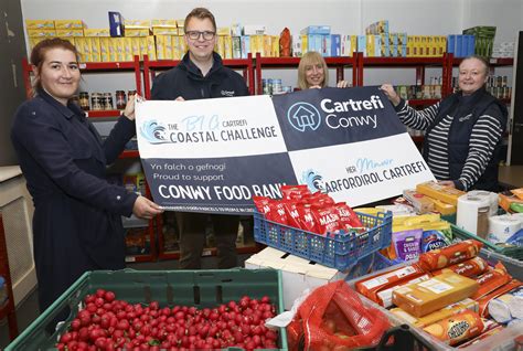 Kind Cartrefi Conwy Staff Take Steps To Help Food Bank Meet Soaring