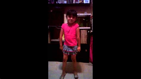 Niña De 5 Años Bailando Bachata De Romeo Santos Youtube