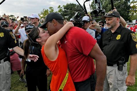 Tiger Woods Wins Golf Digest Gets A Man Out Of Jail And Paulina
