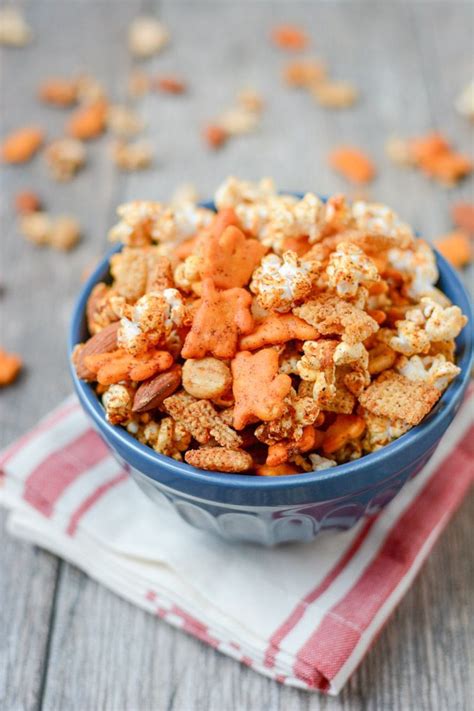 Sweet And Spicy Popcorn Snack Mix Recipe Chex Mix Recipes Ultimate Chex Mix Recipe Snacks