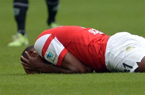 Transfers von sc freiburg pro saison: 1:2 in Hannover: Der SC Freiburg steigt in die 2. Liga ab ...