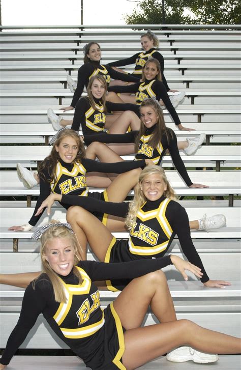 High School Cheerleader Bing Images Cheer Squad Pictures Cheer