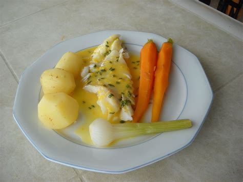 Filet d églefin aux petits légumes nouveaux et beurre à lorange