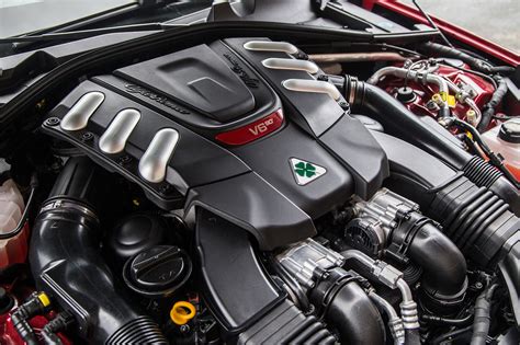 2017 Alfa Romeo Giulia Quadrifoglio Engine 1 Motoro2