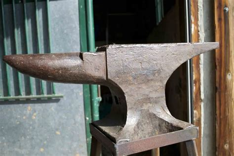 No Bullshit Guide To The Best 10 Anvils For Sale Blacksmithbladesmith