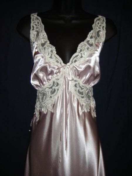 Gorgeous Pink And Lace Satin Long Nightgown 1820 1x 2x Ebay