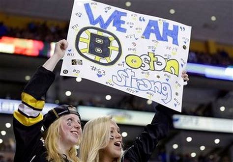 Bruins Fans Honor Boston Marathon Victims With Stirring Rendition Of National Anthem Video