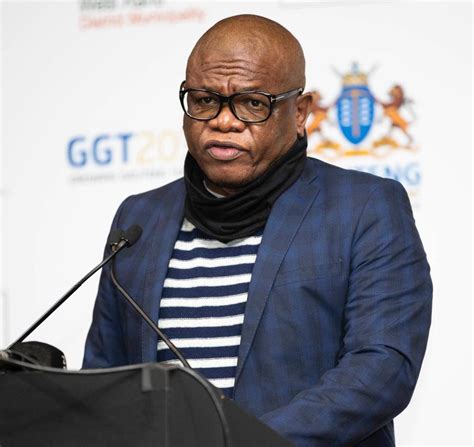 For joburg mayor geoff moloantoa makhubo, there was nothing wrong with a company he had dealings with benefiting from contracts worth from that contract, makhubo personally benefited to the tune of r7m between 2006 and january this year. Herman Mashaba calls out Joburg mayor Geoff Makhubo - News ...