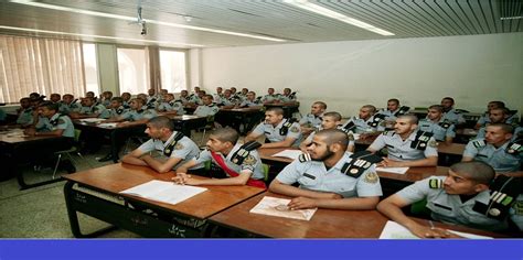 .المنشات كلية الملك خالد العسكرية كلية الملك عبدالعزيز الحربية كلية الملك عبدالله للدفاع الجوي كلية الملك فهد الامنية كلية الملك فهد البحرية كلية الملك فيصل الجوية مؤسسة البريد السعودي. موعد وشروط التقديم والتسجيل في كلية الملك خالد العسكرية ...