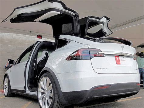 Can Tesla Perfect Its Gull Wing Doors Automotive News