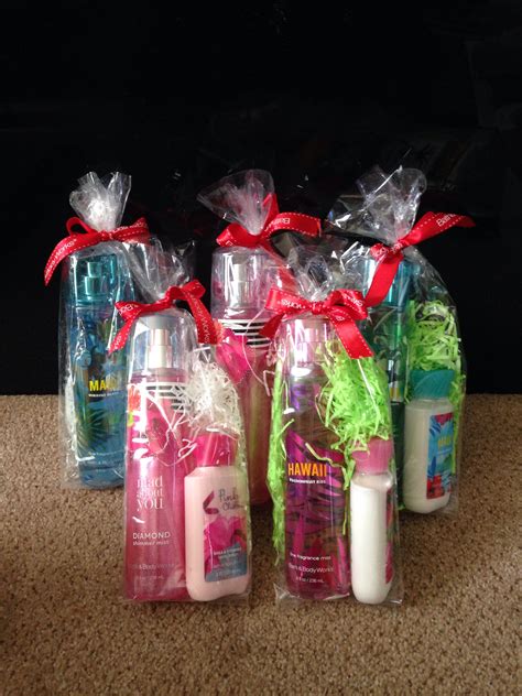 Let's be real, girls can be really hard to pick out gifts for. Bath & Body Works--Gift Bags | Bath and body works, Smell good