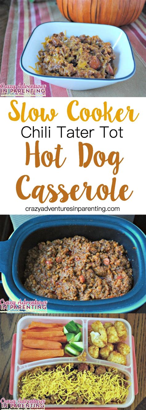 Who doesn't like chili, cheese, hot dogs and tater tots? Slow Cooker Chili Tater Tot Hot Dog Casserole