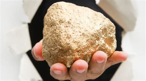 Maybe you would like to learn more about one of these? 17-pound gold nugget Found: Worth More Than $255K (PHOTO ...