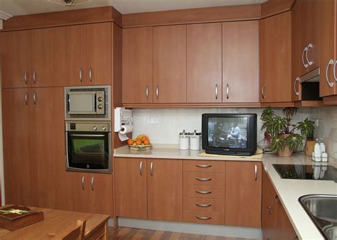 Cocinas marmol cocinas de lujo cocinas modernas decoración de cocina cocina de granito blanco cocina granito suelos. Cocisan: COCINA FORMICA CON CIERRE AL TECHO