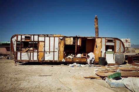 Old Abandoned Mobile Home Stock Photos Pictures And Royalty Free Images