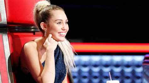 Así Fue El Espectacular Debut De Miley Cyrus En “the Voice”