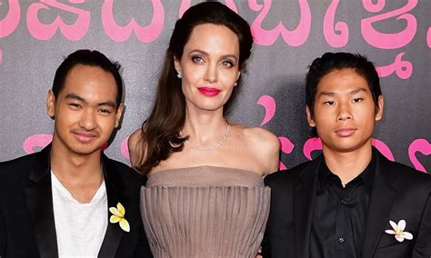 Angelina jolie gets covered in bees for 18 minutes on world bee day jolie has frequently taken her kids on the red carpet and out in the full glare of the cameras. Angelina Jolie's children worried about famous mum as star makes rare revelation about family ...