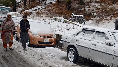 Murree today snowfall and weather updated 2020#only4u. Roads around Murree re-open after heavy snow
