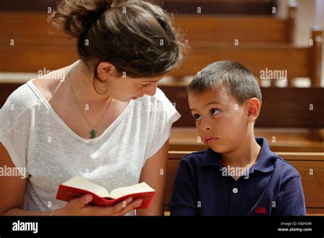 Children Reading Bible Hi Res Stock Photography And Images Alamy