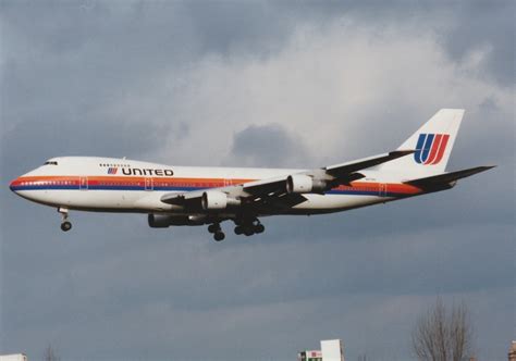 ユナイテッド航空 Boeing 747 100 N4719u 伊丹空港 航空フォト By Rokko2000さん 撮影1986年01月01日