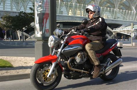 Moto guzzi breva v 1100. MOTO GUZZI Breva 1100 specs - 2006, 2007 - autoevolution