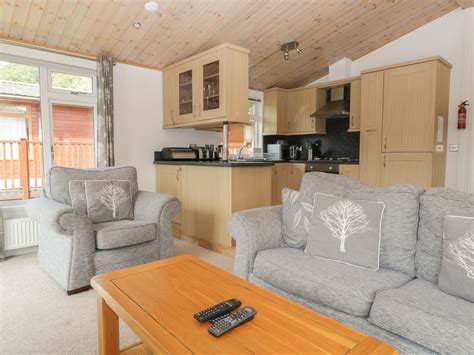 Lakeland View Lodge Bowness On Windermere Cumbria England Cottages For Couples Find