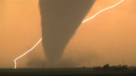 Tornadoes In Midwest Kill 1 With More Severe Weather Due Today Abc News