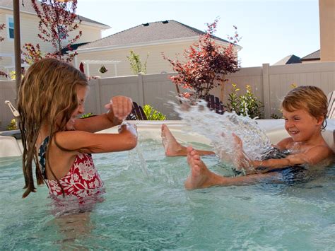 Family Fun Enjoying Your Hot Tub In Summer Besthottubs