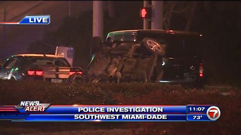 1 Hospitalized Police Searching For 1 Following Hit And Run In Sw Miami Dade Wsvn 7news