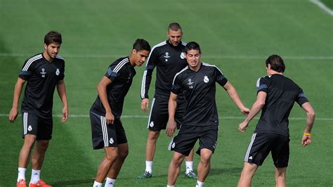 Standings, previous results and schedule. Real Madrid squad named for the UEFA Champions League game against Atlético de Madrid - Managing ...