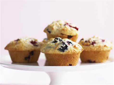 How to make berry muffins | Recipe | Berry muffin recipe, Berry muffins, Mixed berry muffins