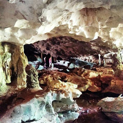 Inside Conch Bar Caves Middle Caicos A Turks And Caicos National Park